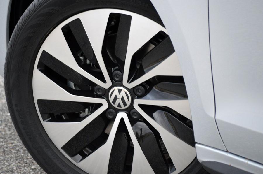  Volkswagen Jetta Hybrid 2012 года  (фото 130 из 133)